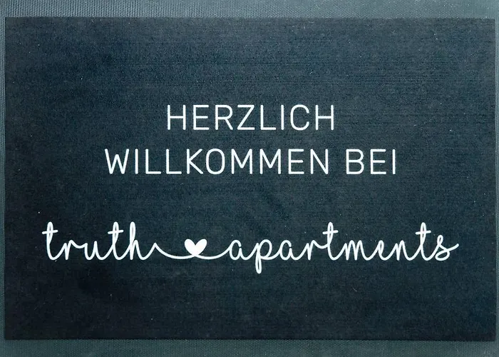 Truth - Kueche - Internet - Parkplatz - Modern *